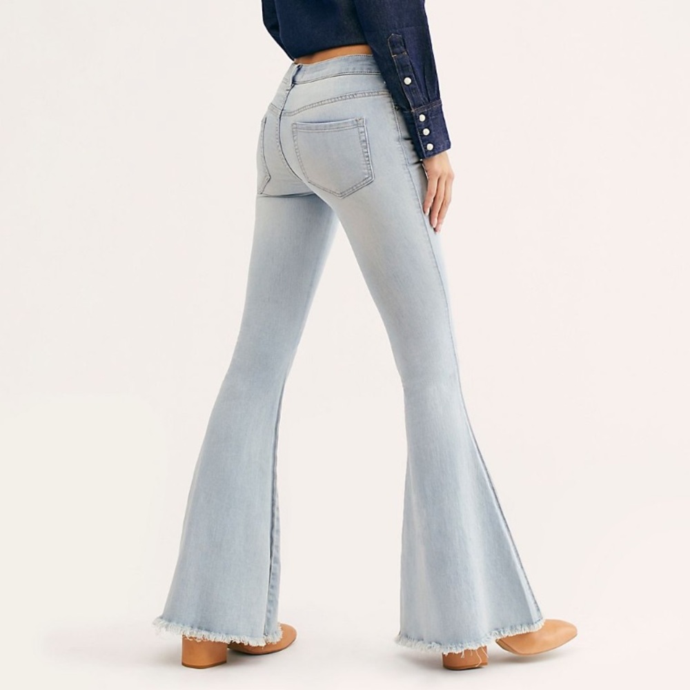 Free People Denim Super Flare Jeans - 28 *short*